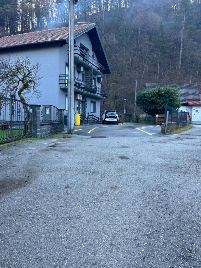 Apartmani "Stari Grad - Samobor" Luaran gambar